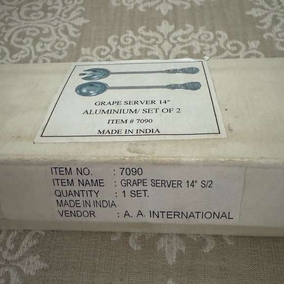 2 Beautiful Aluminum 14” Salad Serving Utensils - Picture 6 of 6